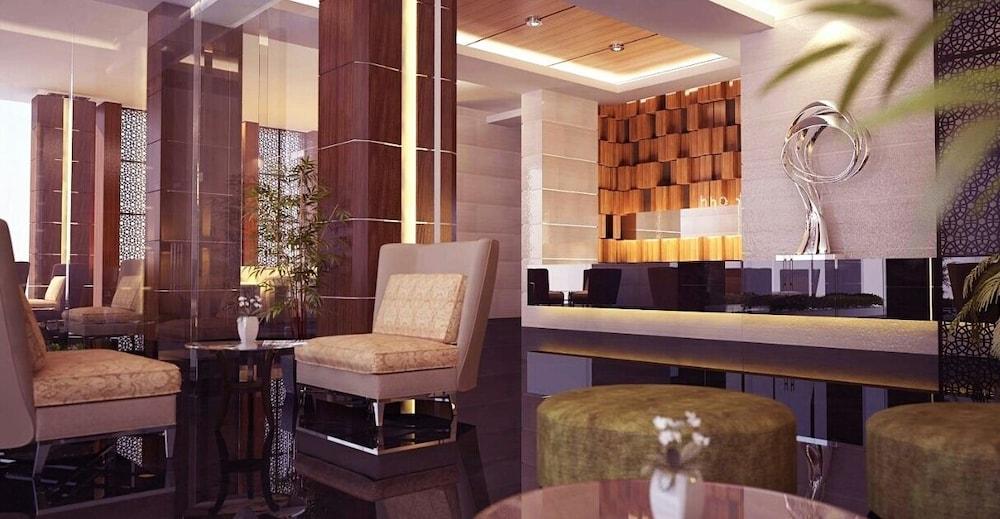 Demelia Hotel Makassar Esterno foto